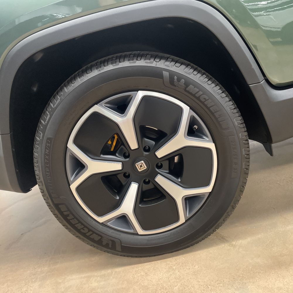 2022 Rivian R1T Adventure