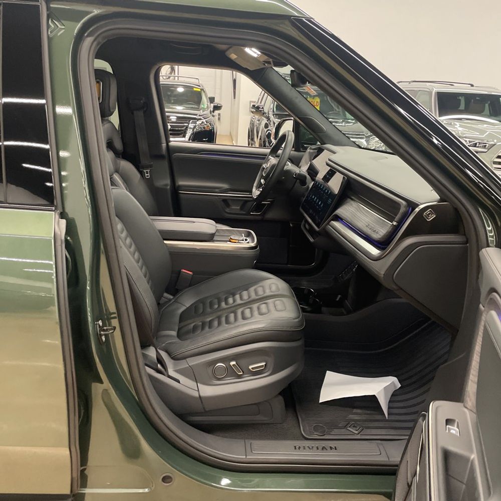 2022 Rivian R1T Adventure
