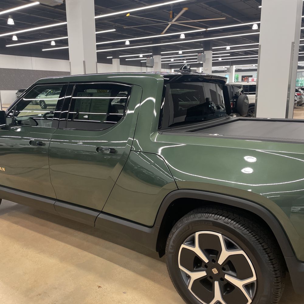 2022 Rivian R1T Adventure