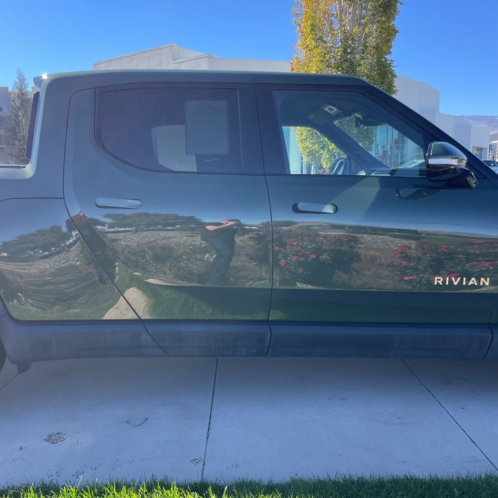 2022 Rivian R1T Adventure