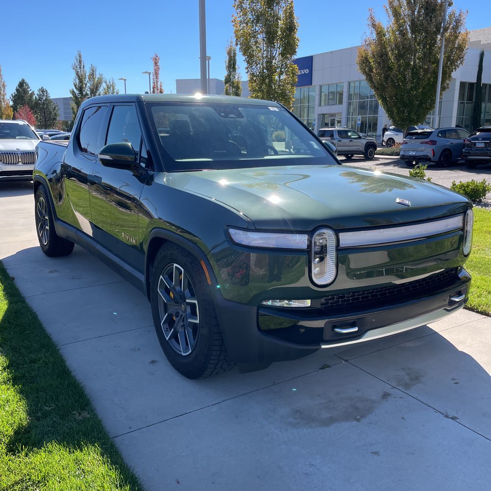 2022 Rivian R1T Adventure
