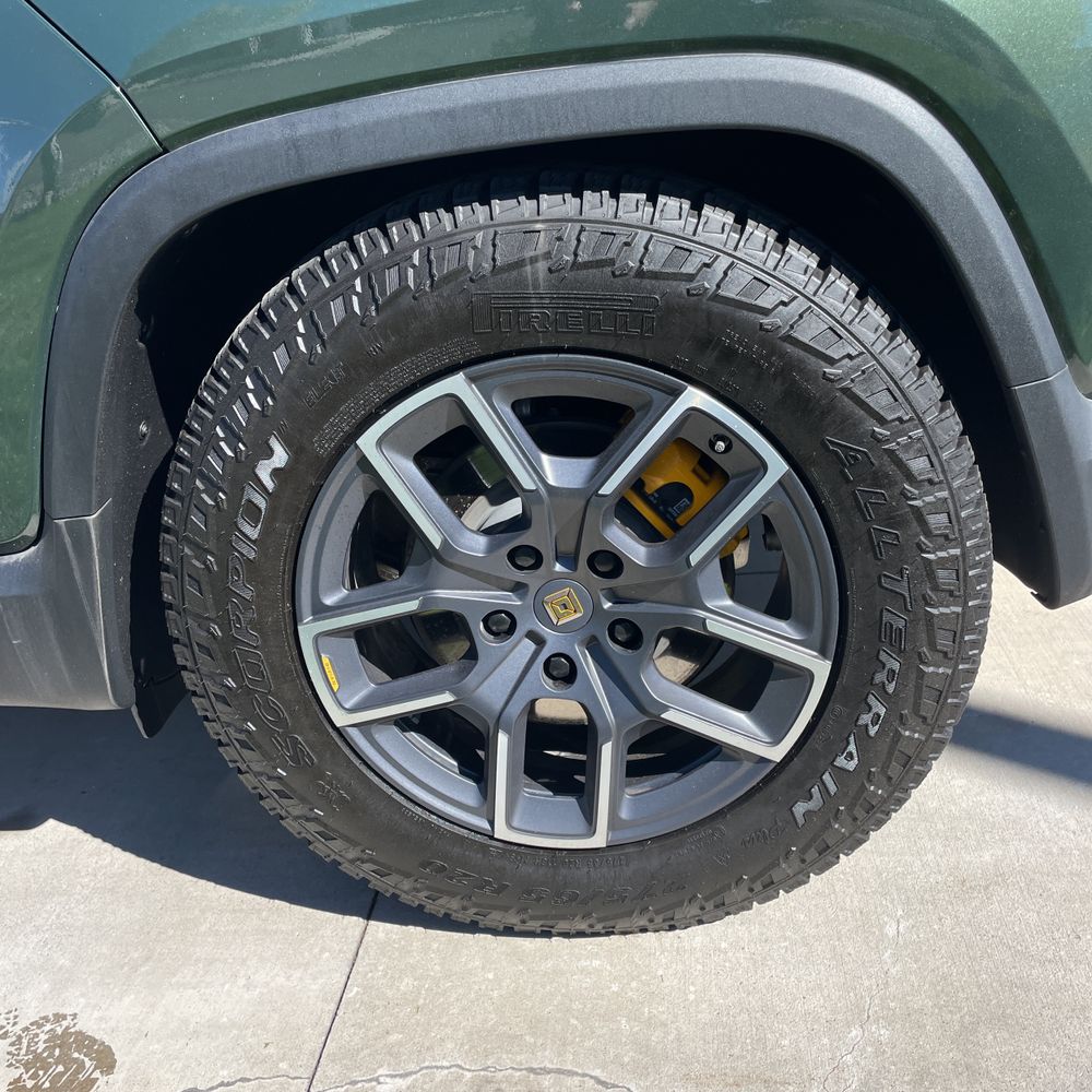 2022 Rivian R1T Adventure