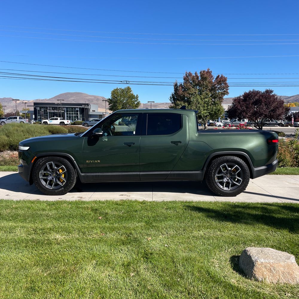 2022 Rivian R1T Adventure