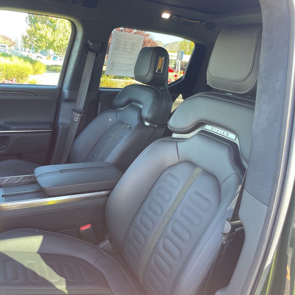 2022 Rivian R1T Adventure