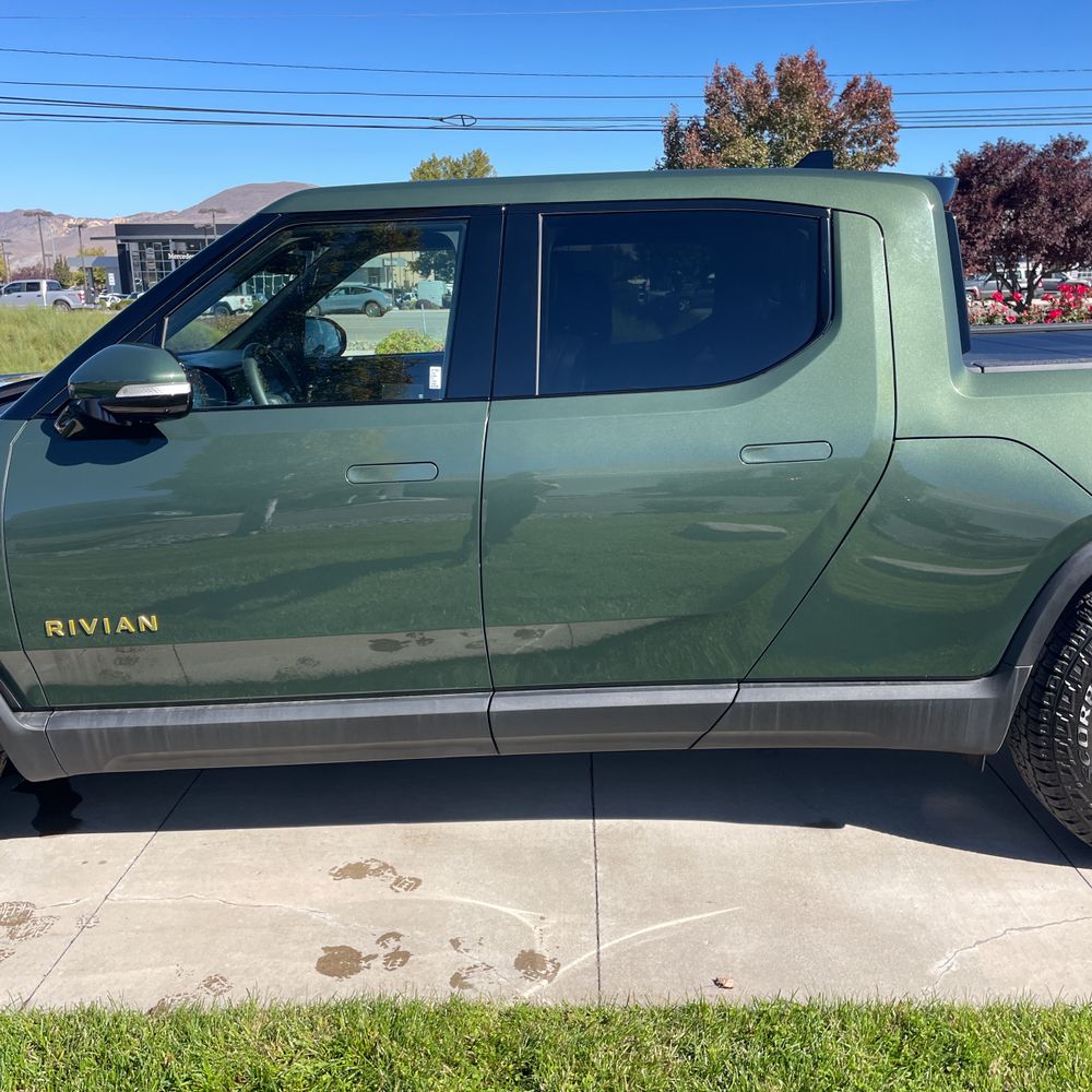 2022 Rivian R1T Adventure