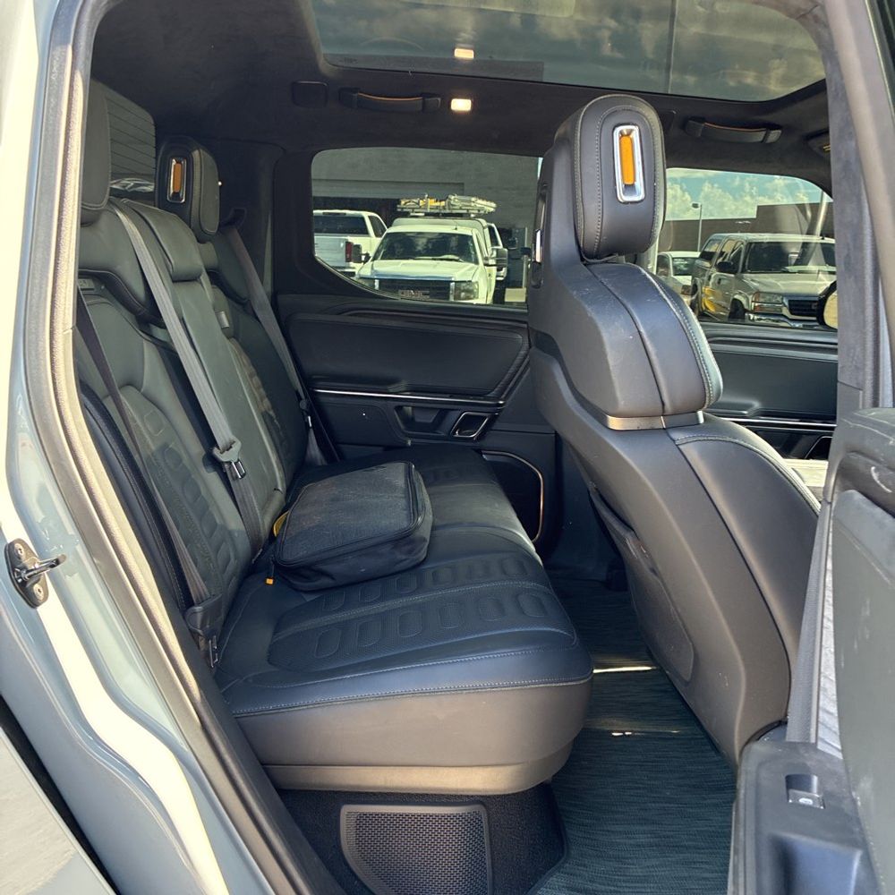 2023 Rivian R1T Adventure Quad-Motor