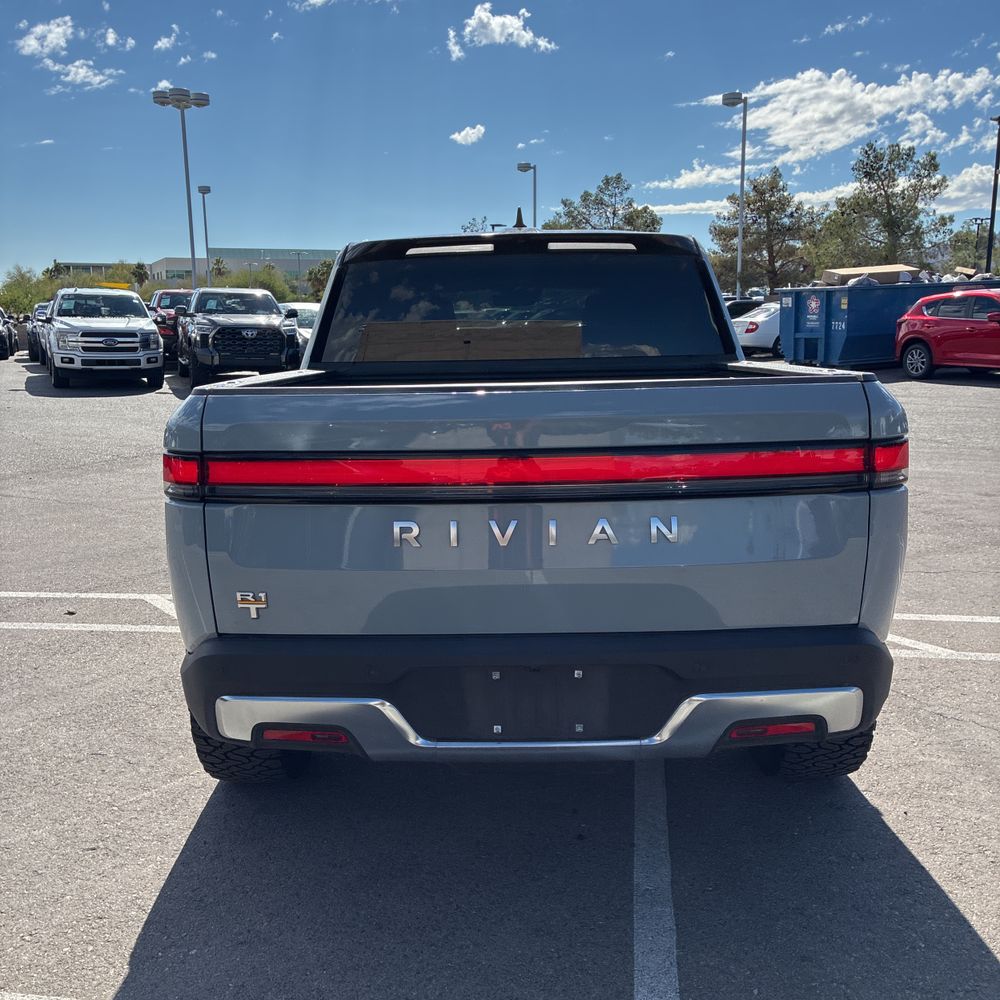 2023 Rivian R1T Adventure Quad-Motor