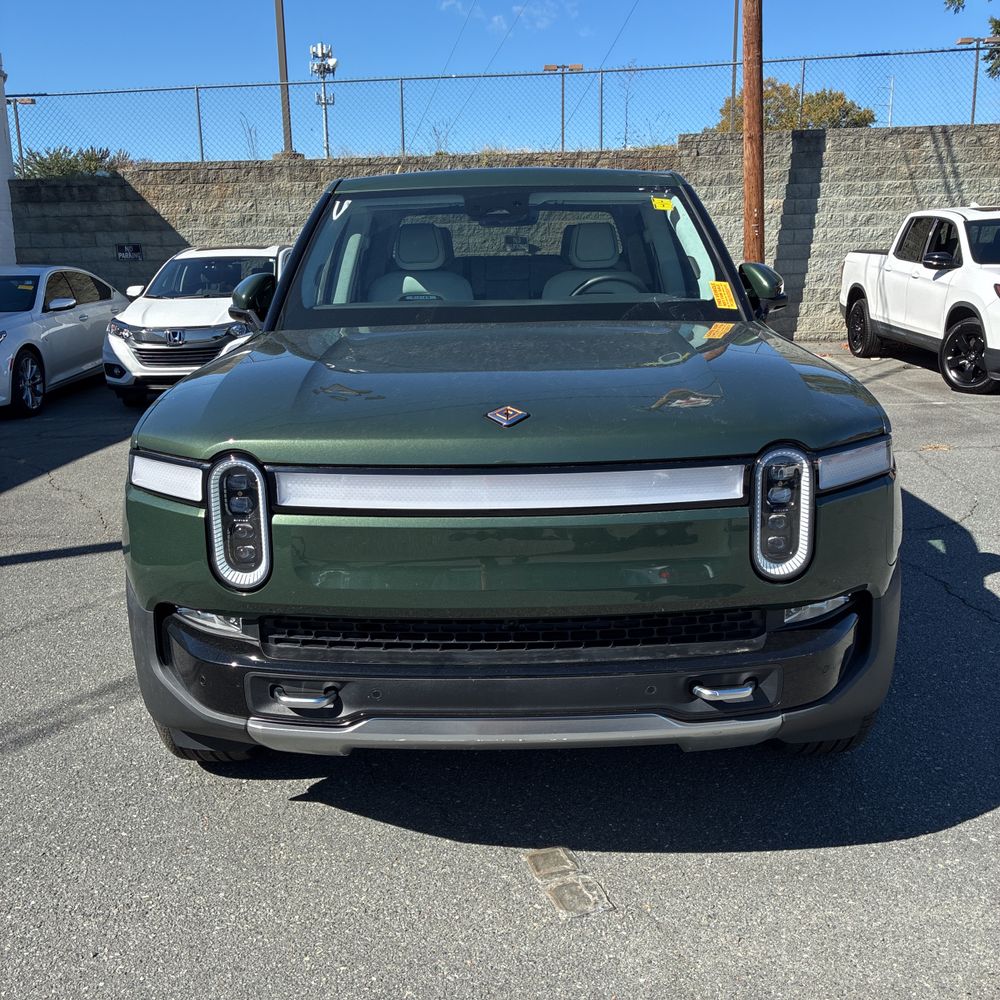 2023 Rivian R1T Adventure Quad-Motor
