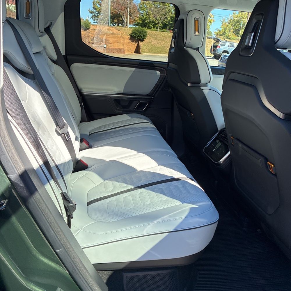 2023 Rivian R1T Adventure Quad-Motor