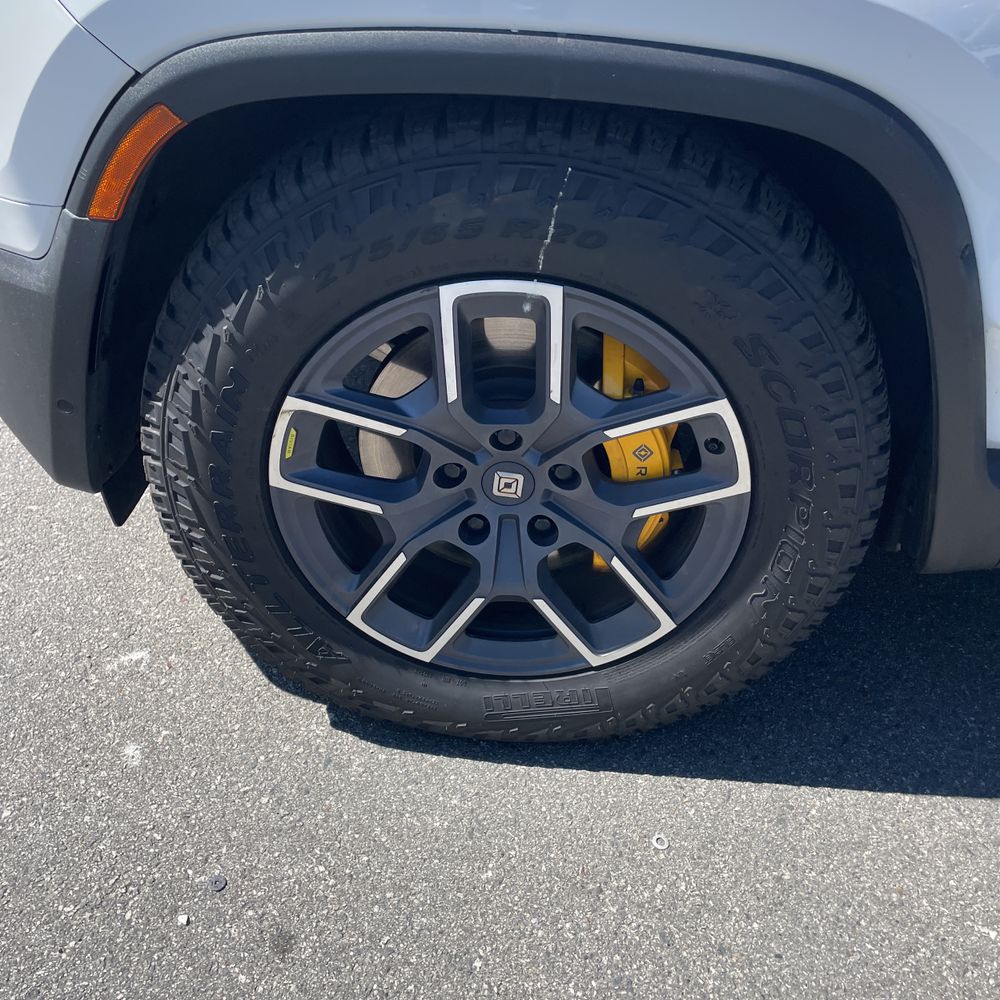 2022 Rivian R1T Launch Edition