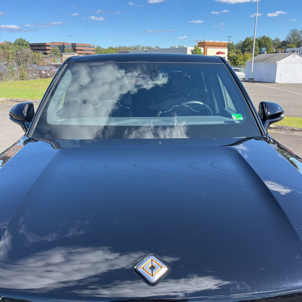 2025 Rivian R1T Adventure Dual-Motor