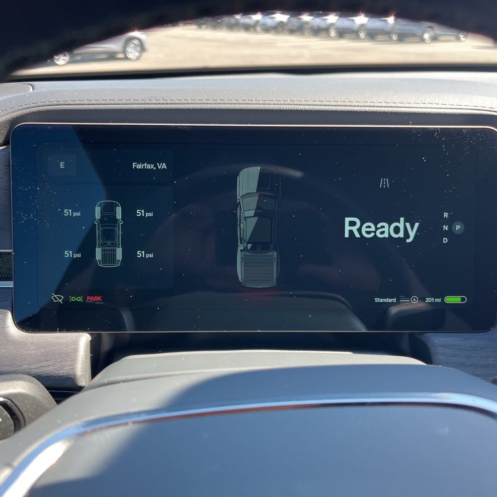 2025 Rivian R1T Adventure Dual-Motor