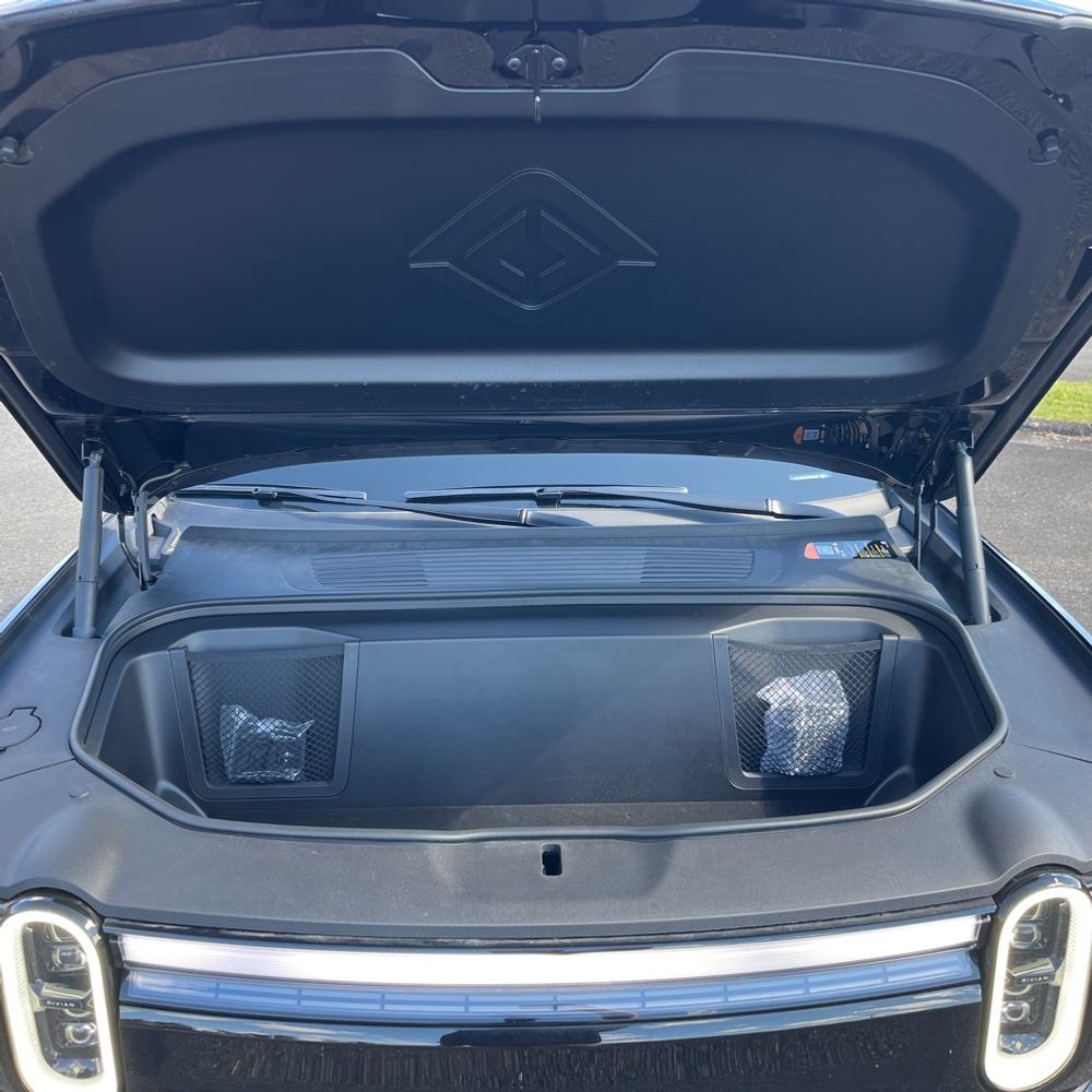 2025 Rivian R1T Adventure Dual-Motor