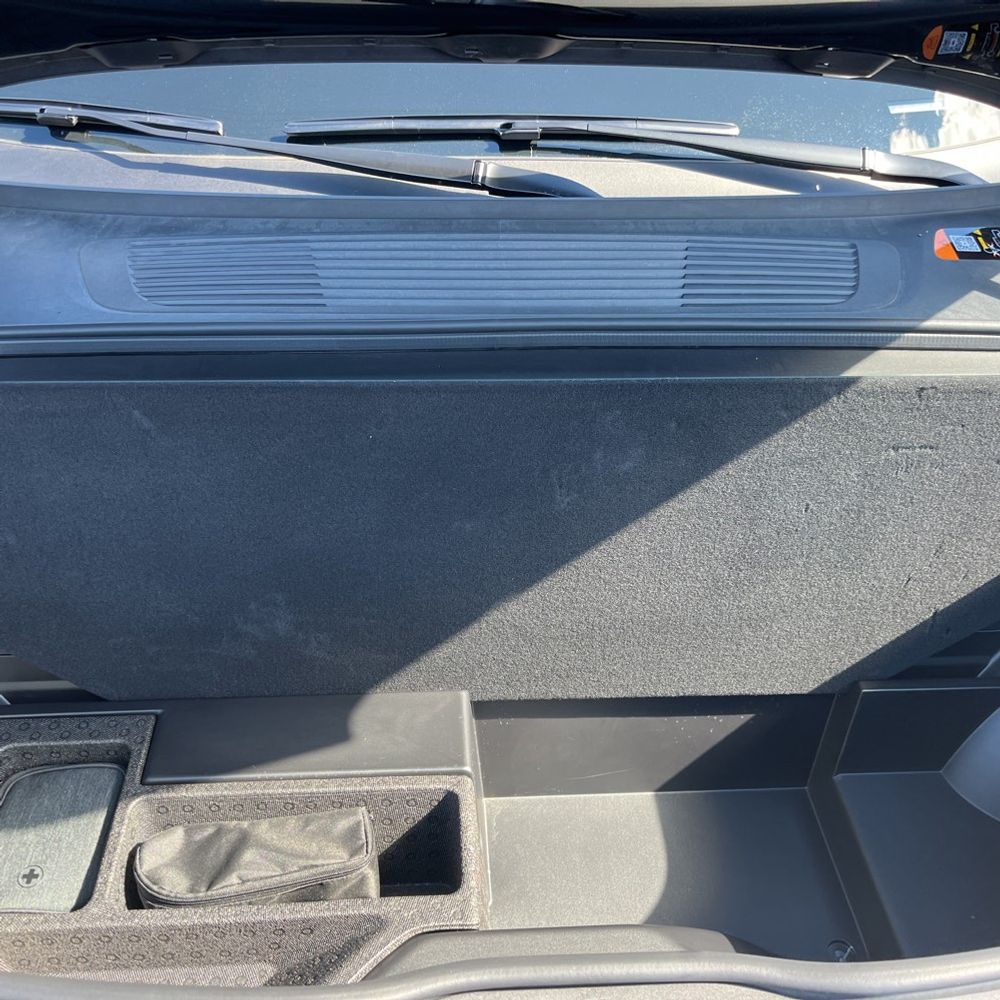 2025 Rivian R1T Adventure Dual-Motor