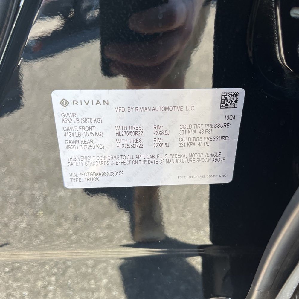 2025 Rivian R1T Adventure Dual-Motor