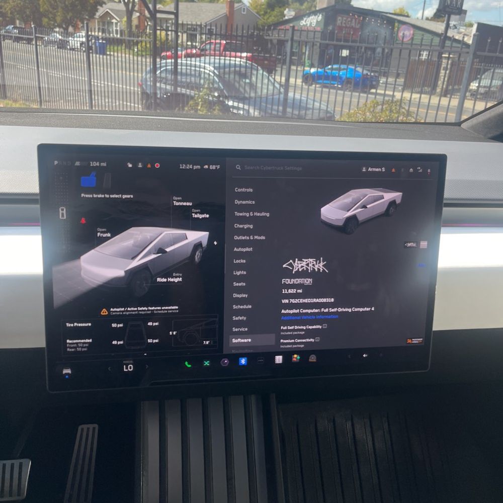 2024 Tesla Cybertruck Base