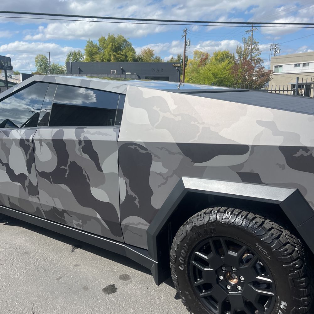 2024 Tesla Cybertruck Base