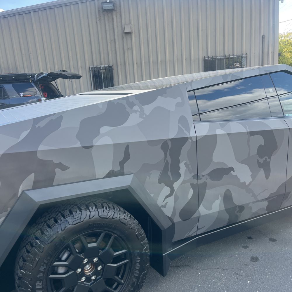 2024 Tesla Cybertruck Base