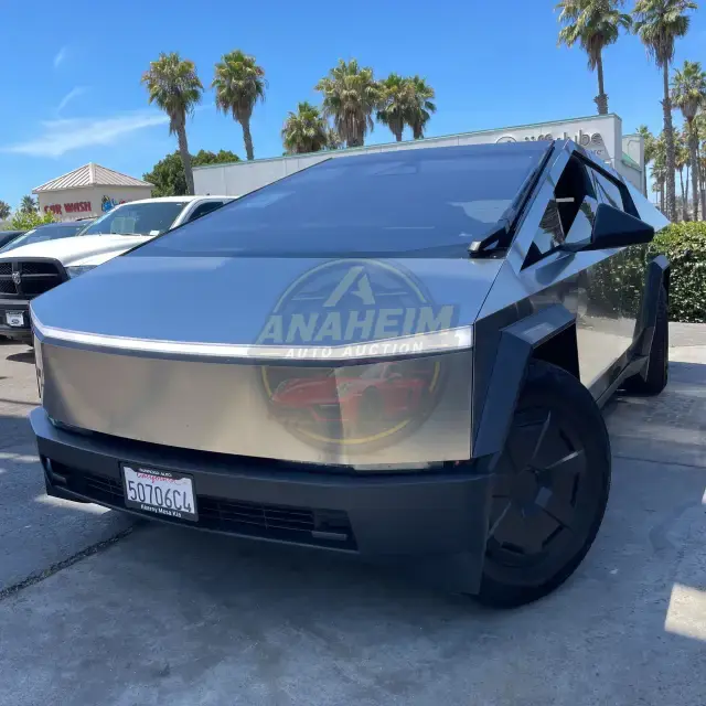 2024 Tesla Cybertruck Base