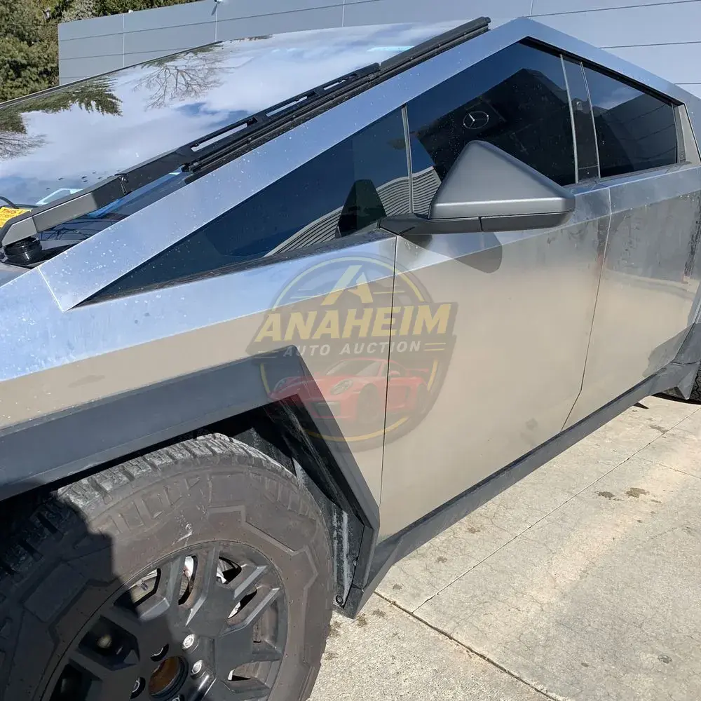 2024 Tesla Cybertruck Base
