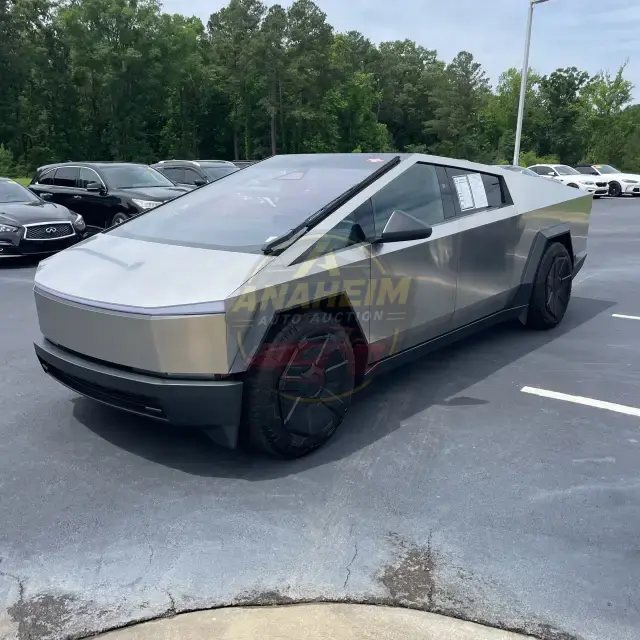 2024 Tesla Cybertruck Base