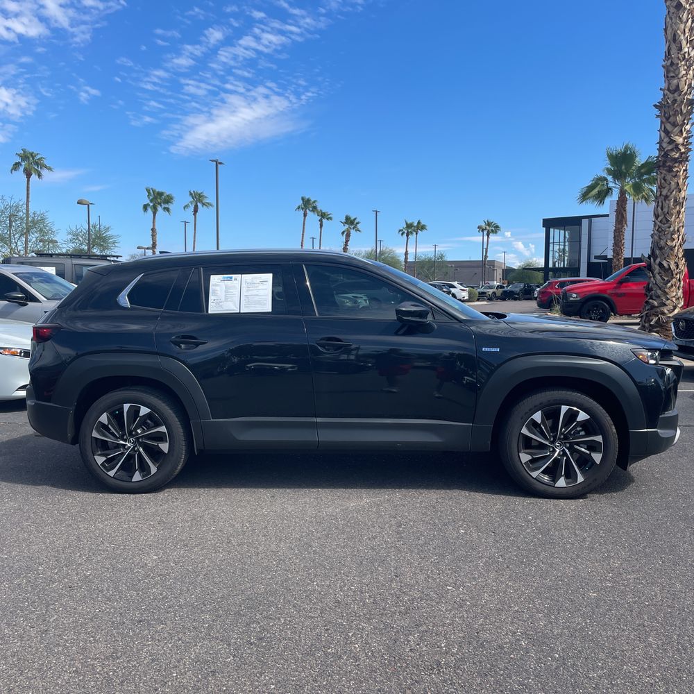 2025 Mazda CX-50 Hybrid Premium Plus