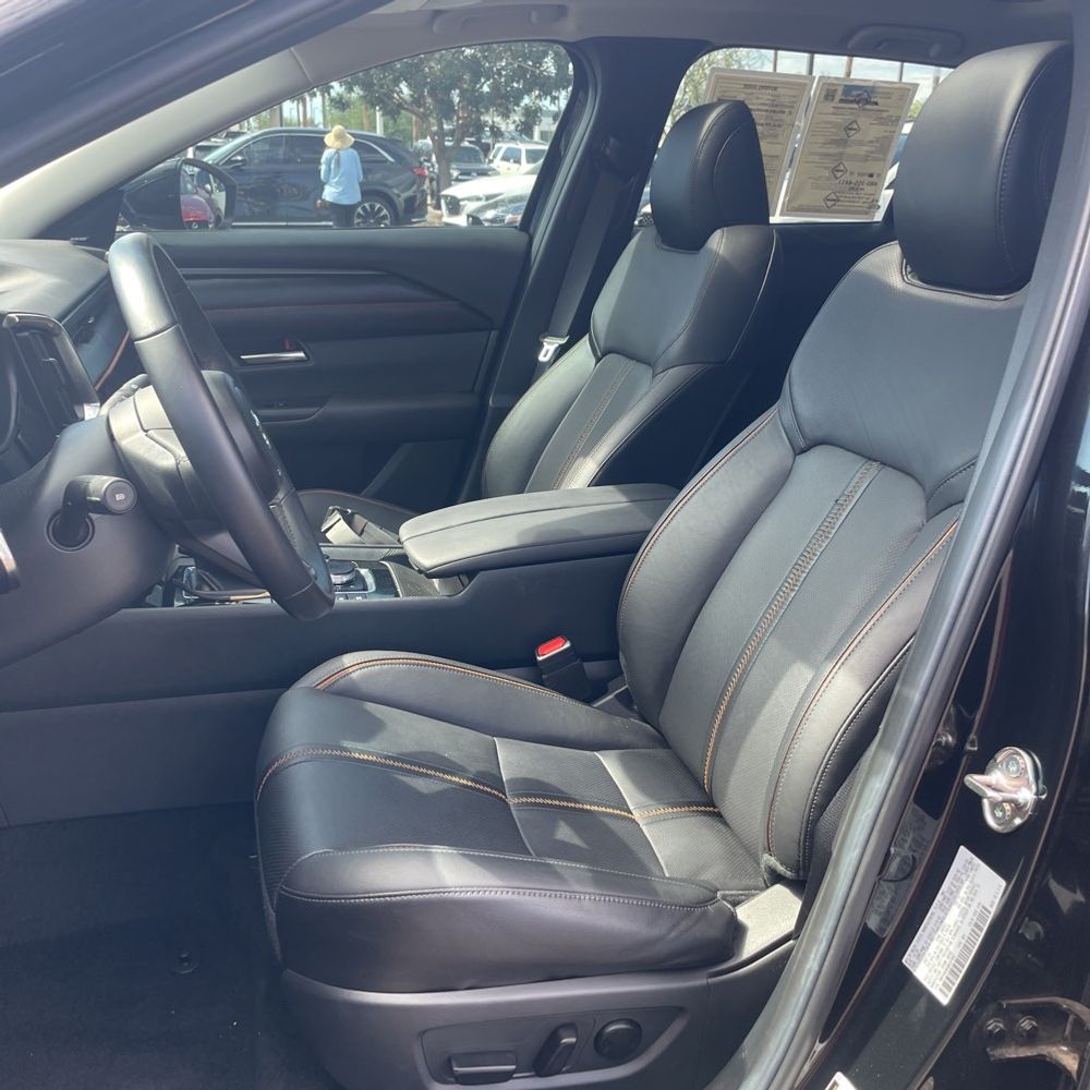 2025 Mazda CX-50 Hybrid Premium Plus