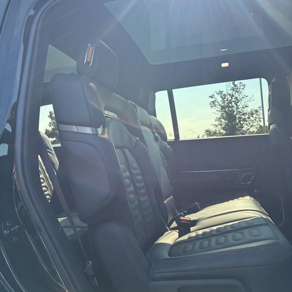 2023 Rivian R1S Adventure Quad-Motor