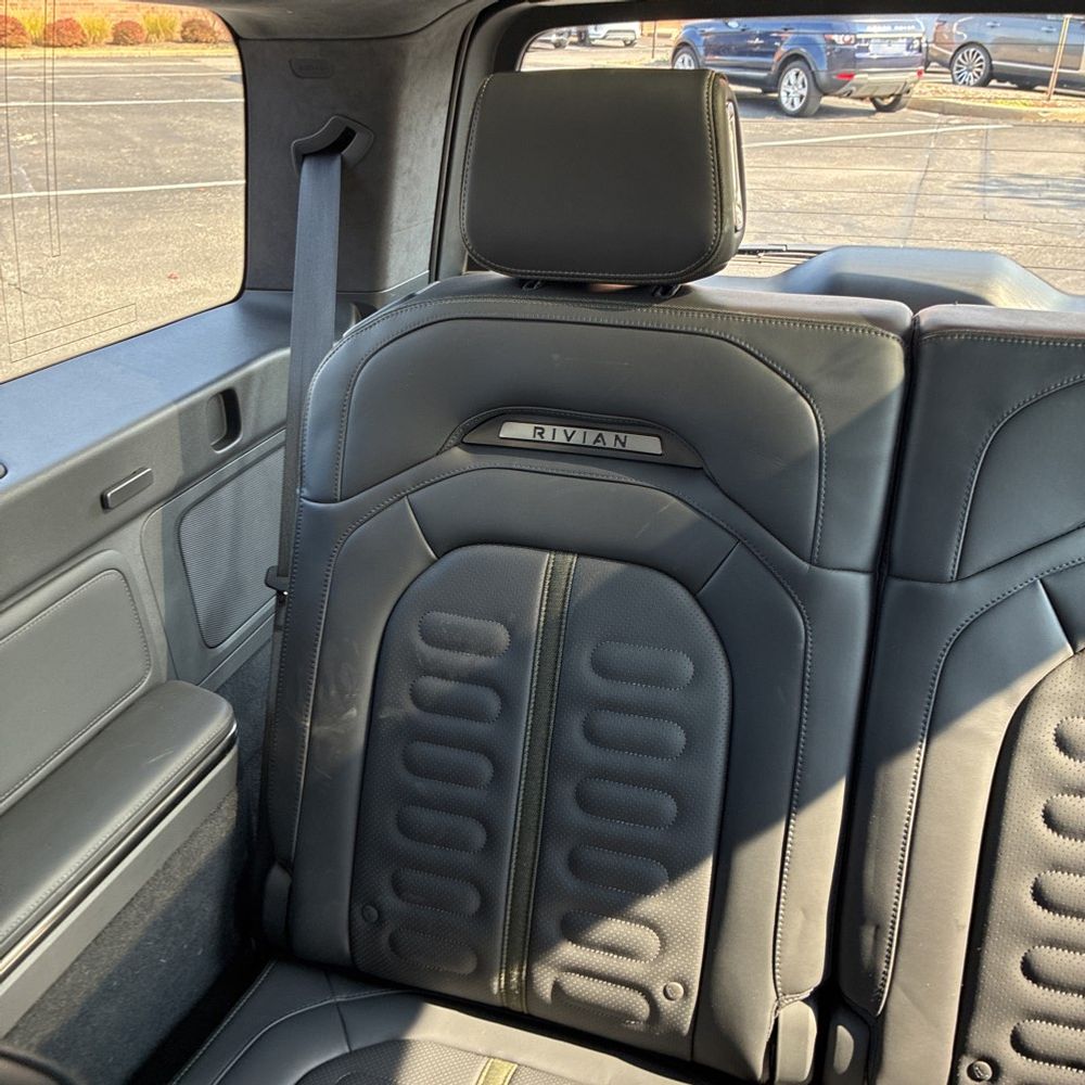 2023 Rivian R1S Adventure Quad-Motor