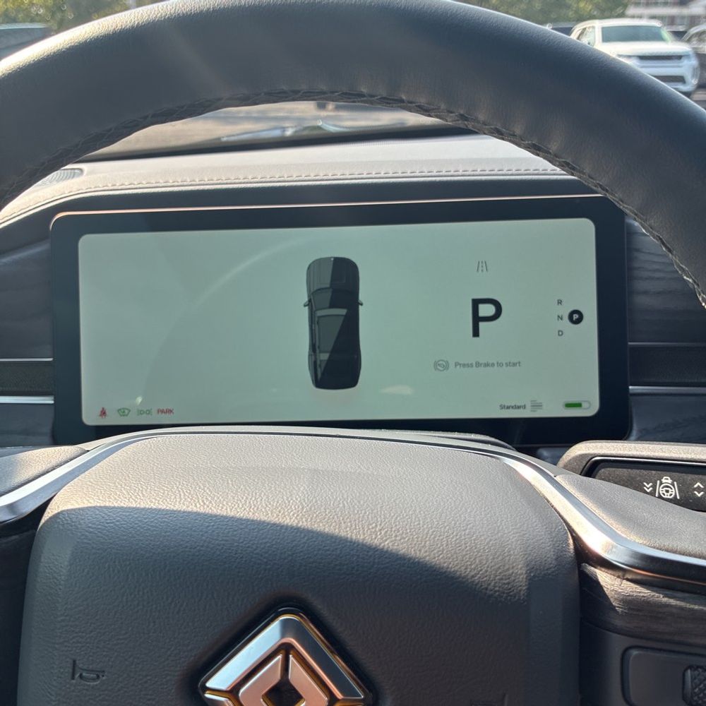 2023 Rivian R1S Adventure Quad-Motor