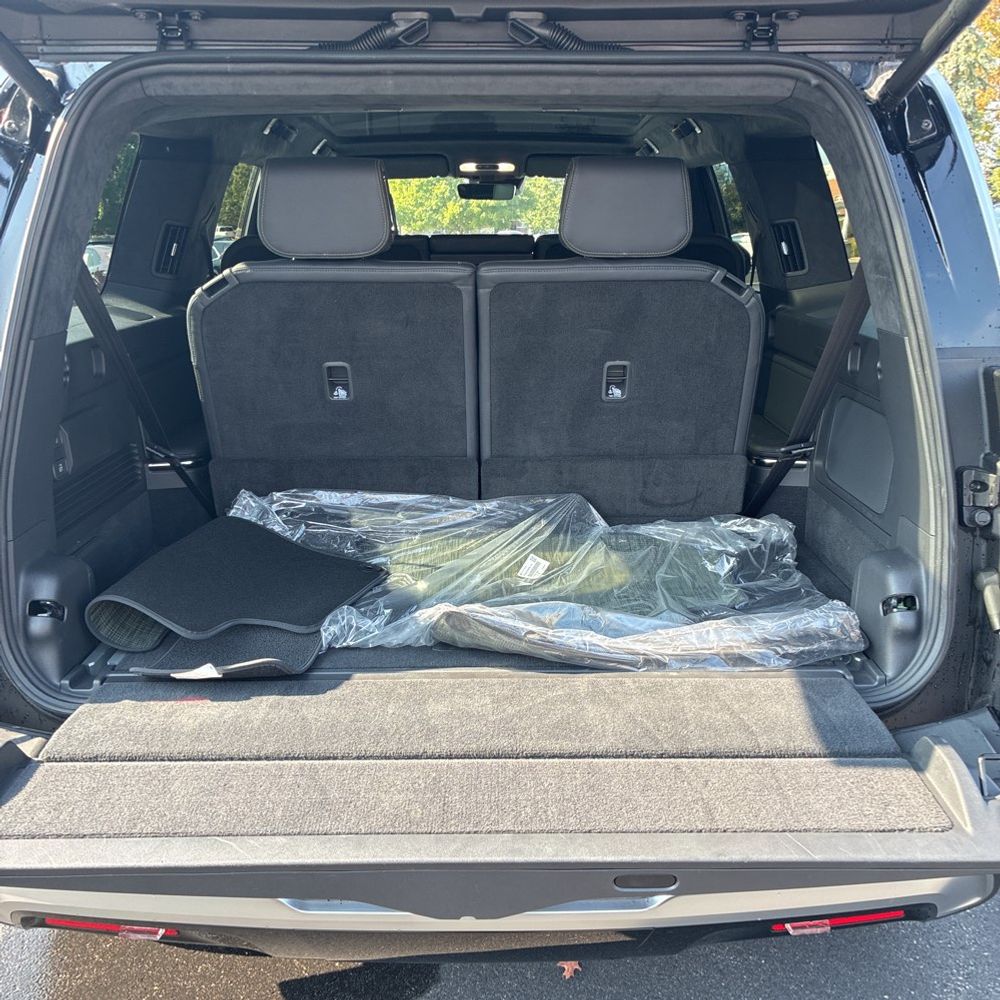 2023 Rivian R1S Adventure Quad-Motor