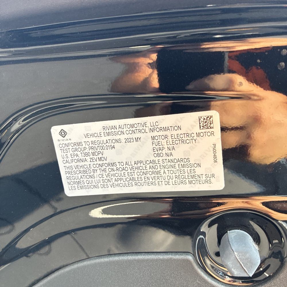 2023 Rivian R1S Adventure Quad-Motor