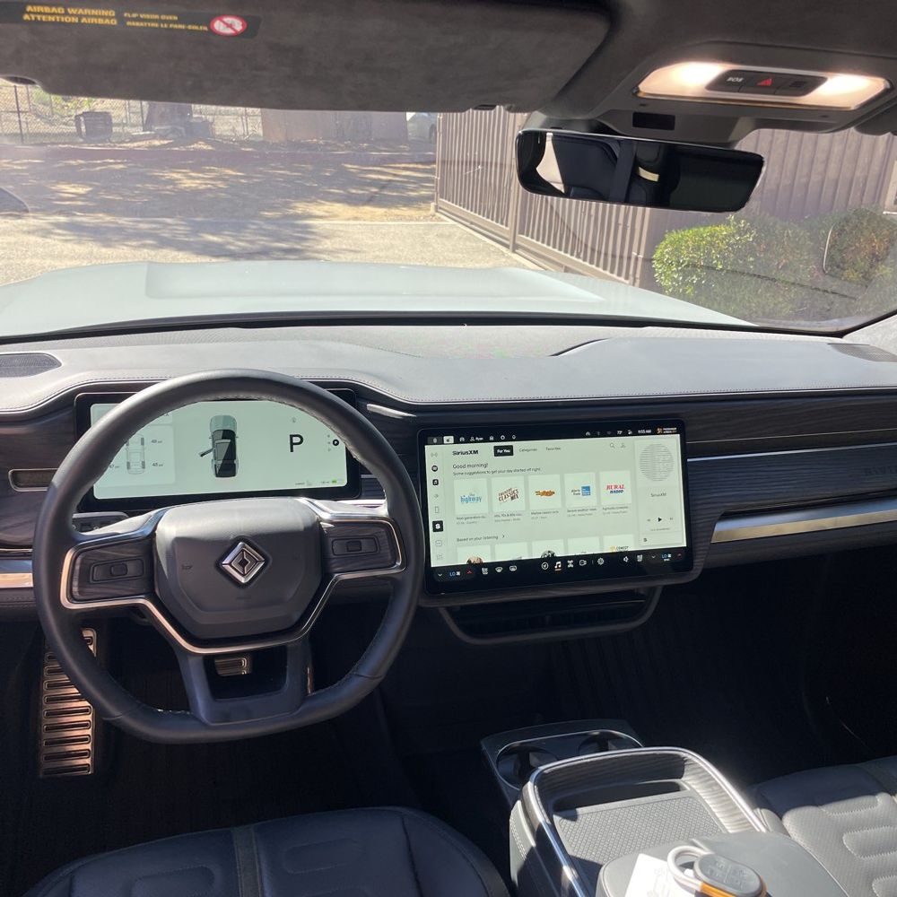2023 Rivian R1S Adventure Quad-Motor