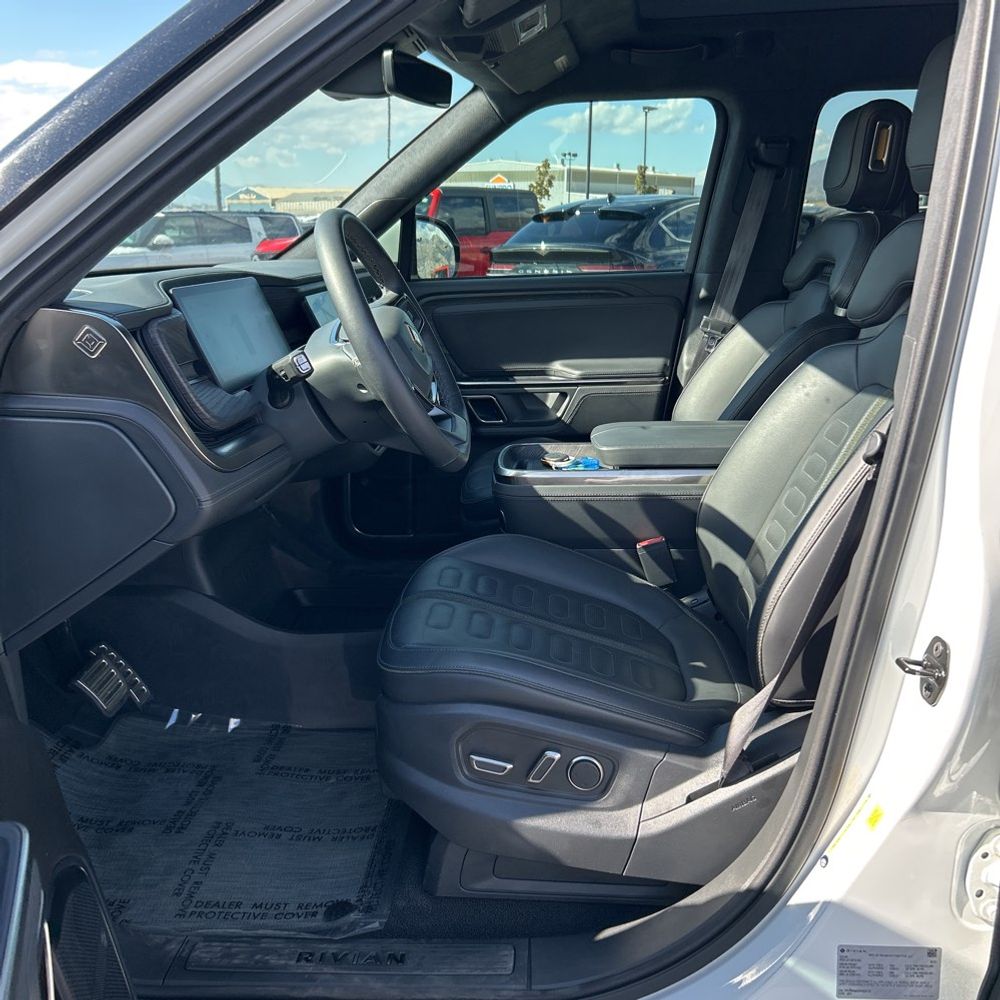 2023 Rivian R1S Adventure Quad-Motor