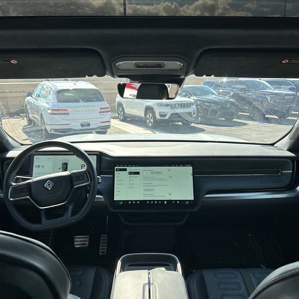 2023 Rivian R1S Adventure Quad-Motor