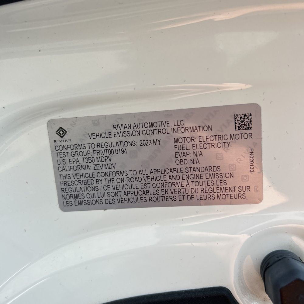 2023 Rivian R1S Adventure Quad-Motor