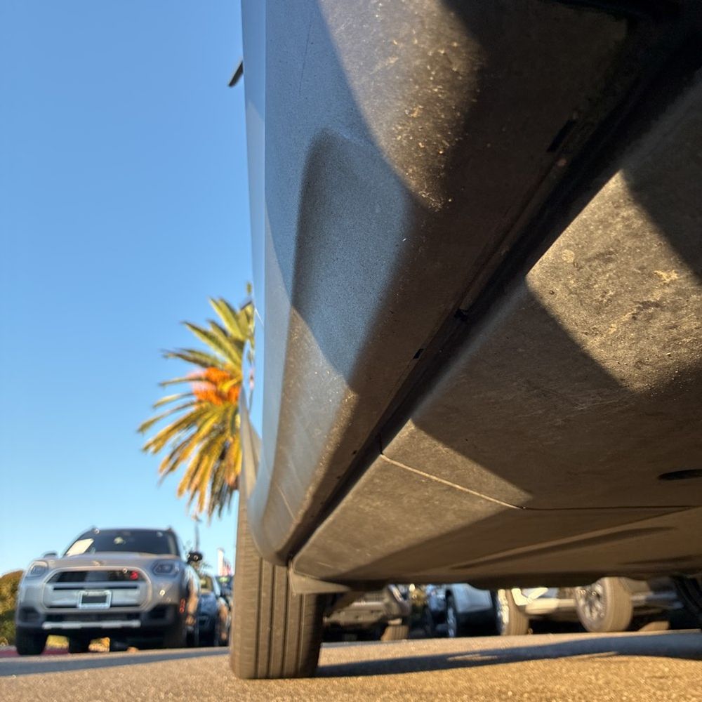 2023 Rivian R1S Adventure Quad-Motor