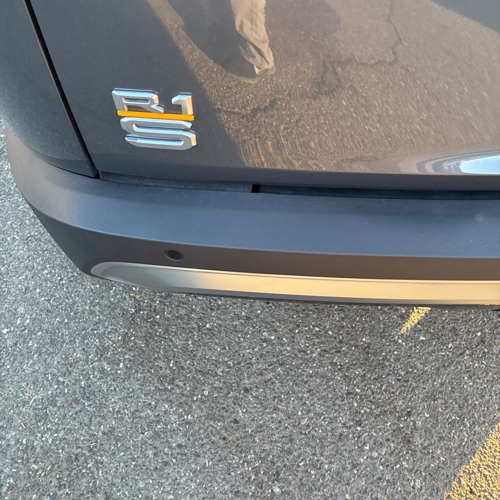 2023 Rivian R1S Adventure Quad-Motor