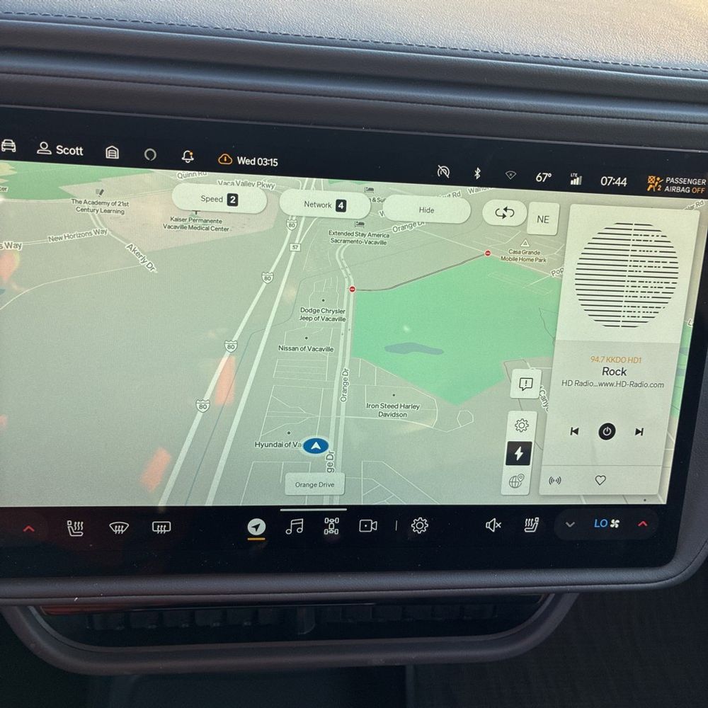 2023 Rivian R1S Adventure Quad-Motor