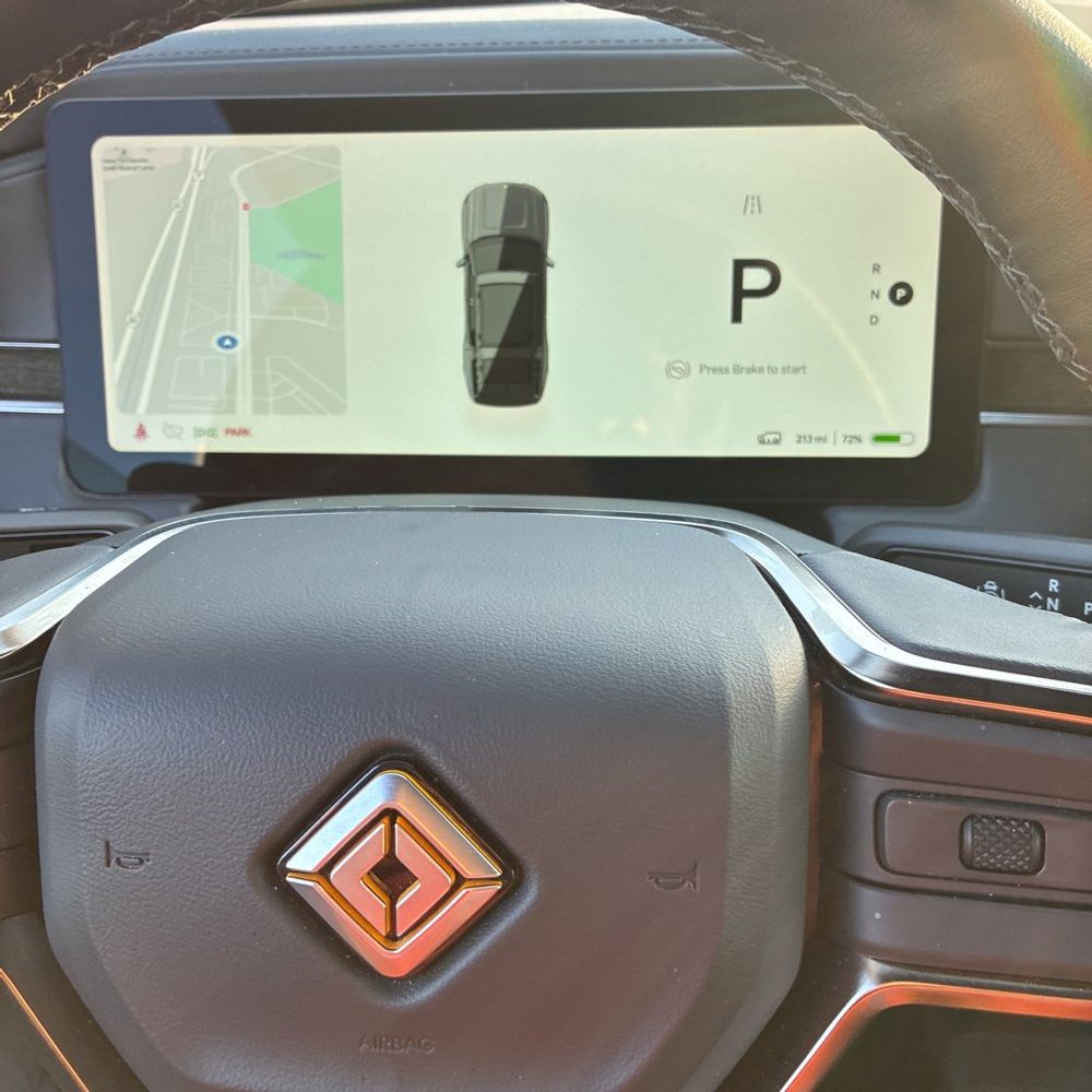 2023 Rivian R1S Adventure Quad-Motor