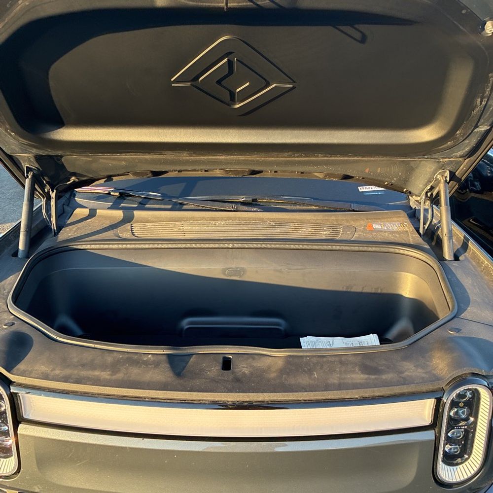 2023 Rivian R1S Adventure Quad-Motor