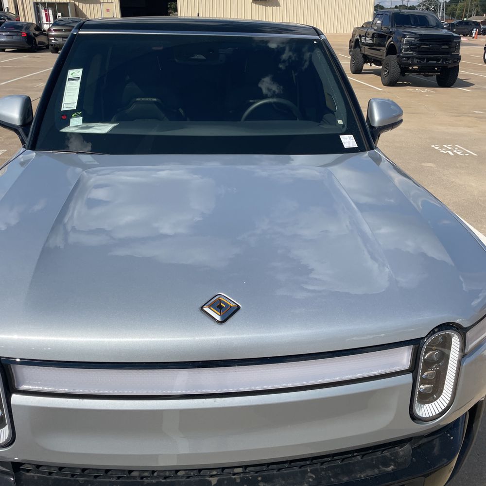 2022 Rivian R1S Launch Edition