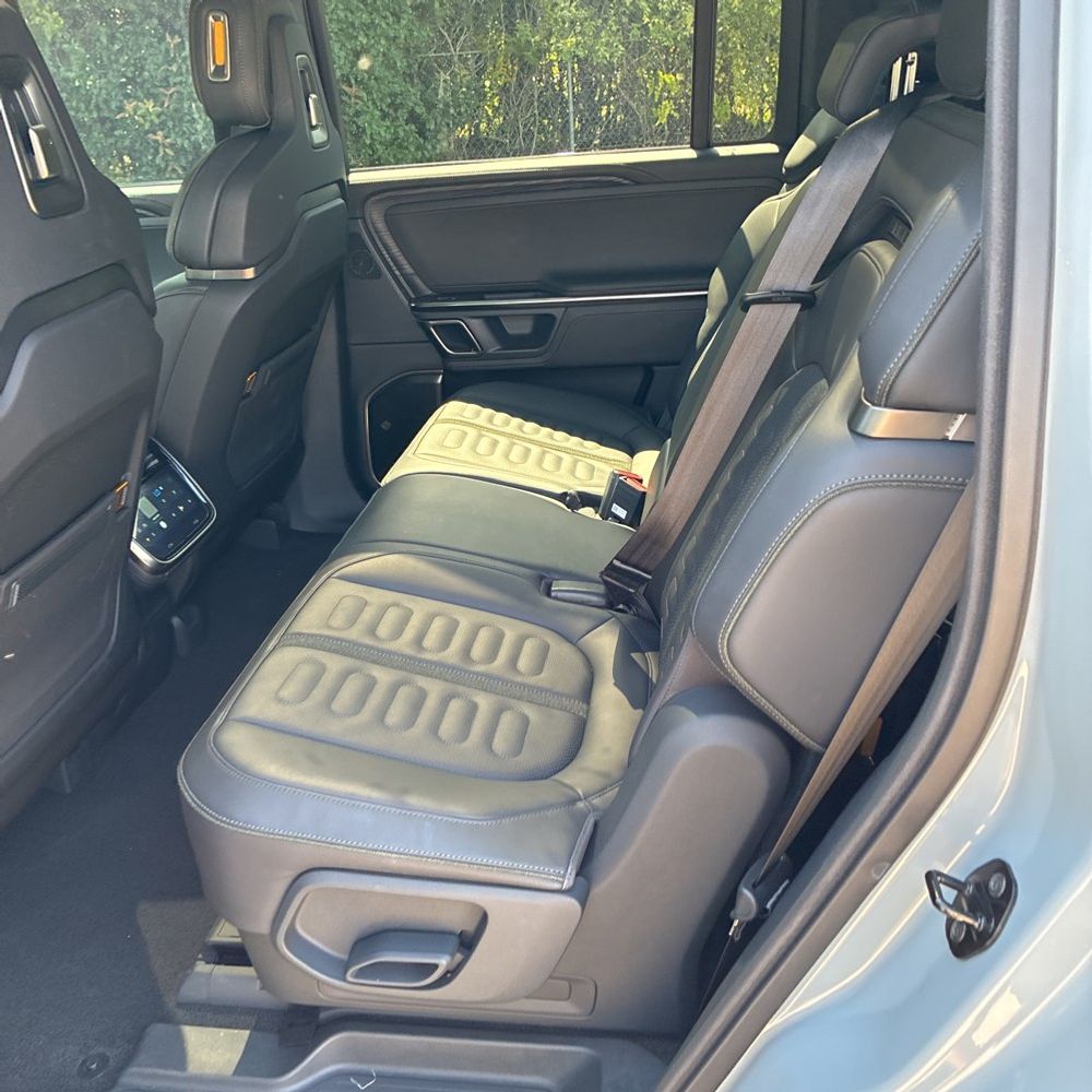 2023 Rivian R1S Launch Ed Quad-Motor