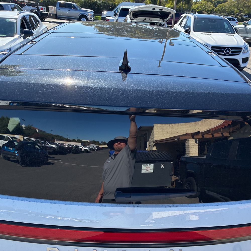 2023 Rivian R1S Adventure Dual-Motor