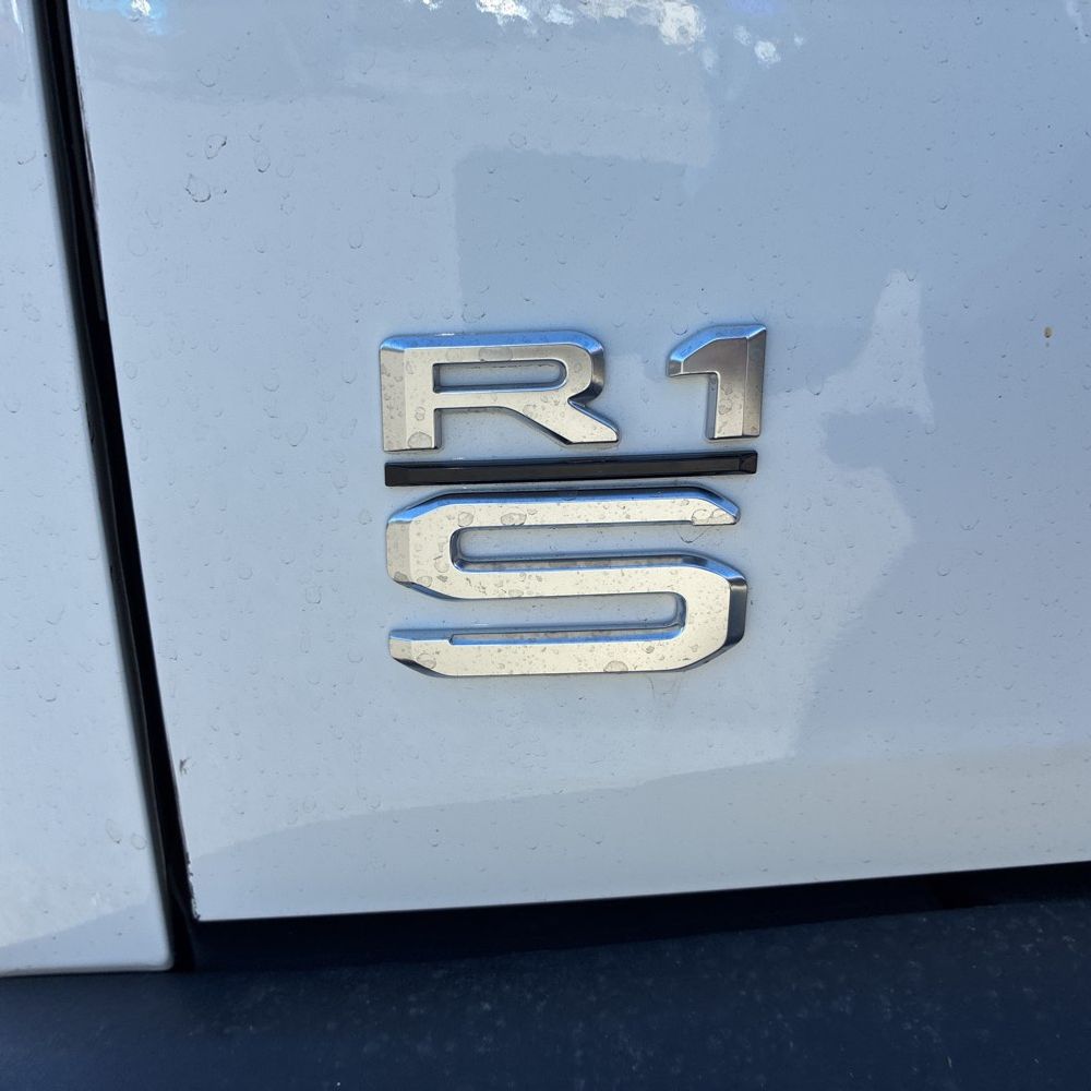 2023 Rivian R1S Adventure Dual-Motor