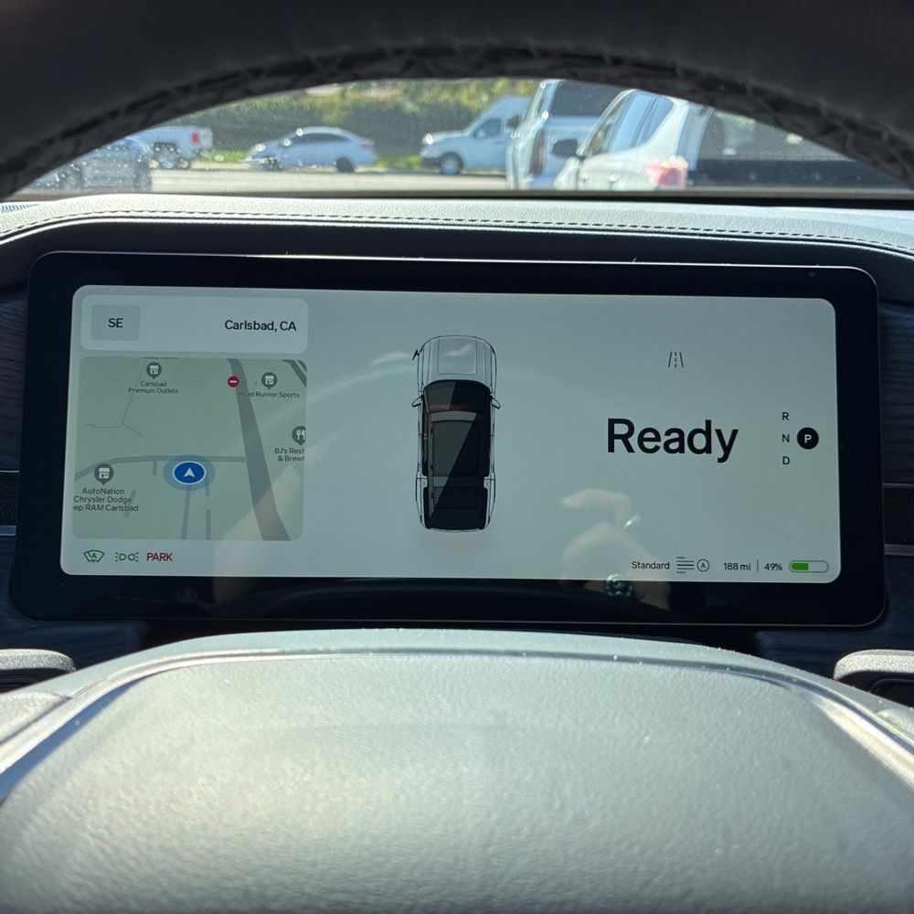 2023 Rivian R1S Adventure Dual-Motor