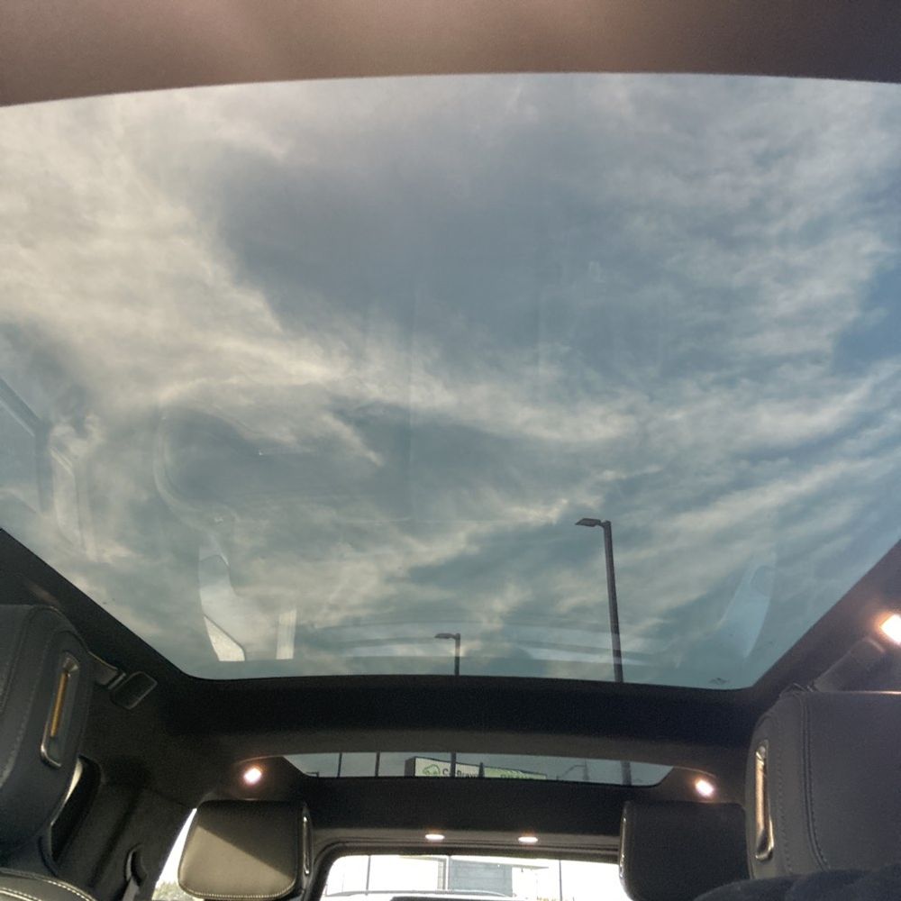 2024 Rivian R1S Adventure Dual-Motor