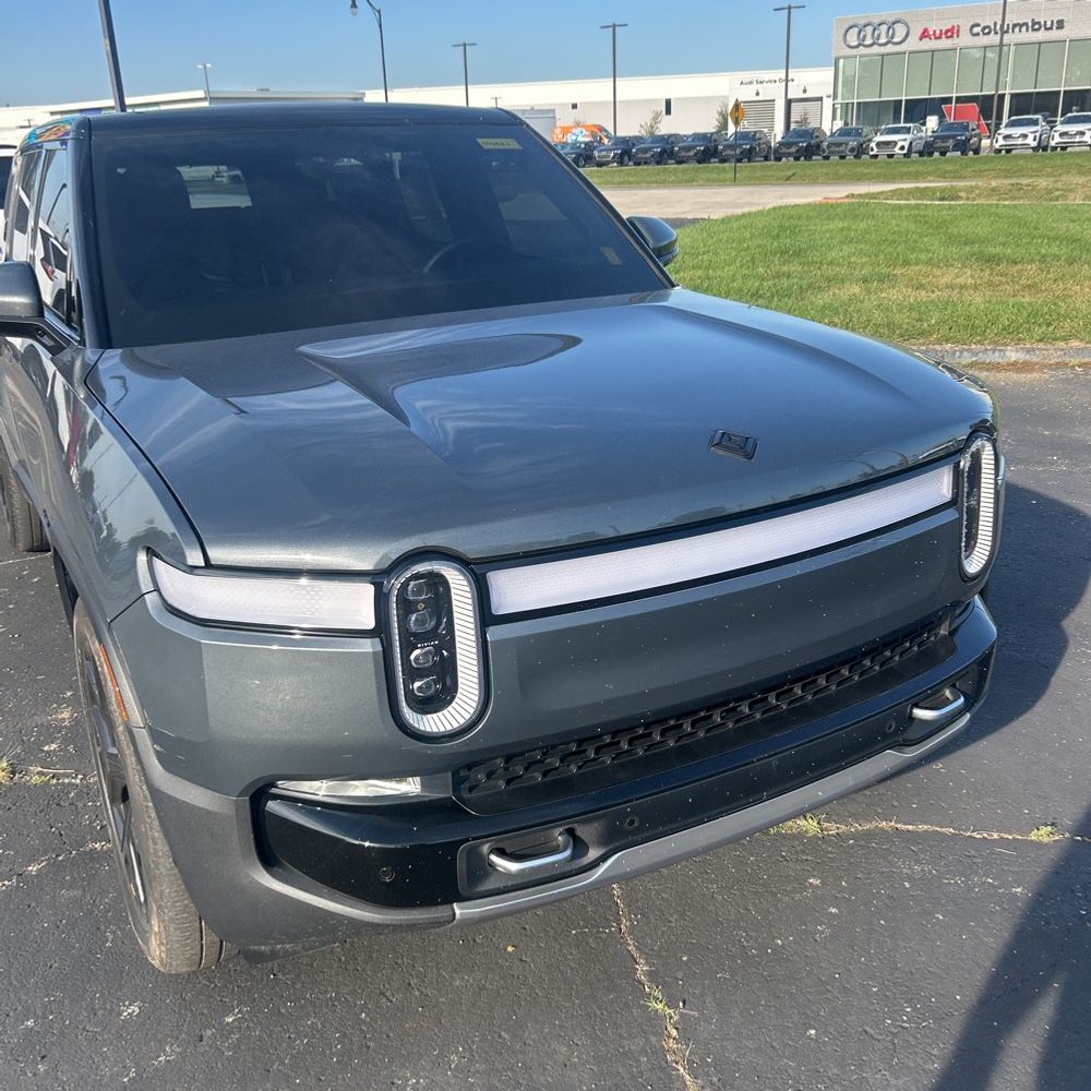 2024 Rivian R1S Adventure Dual-Motor