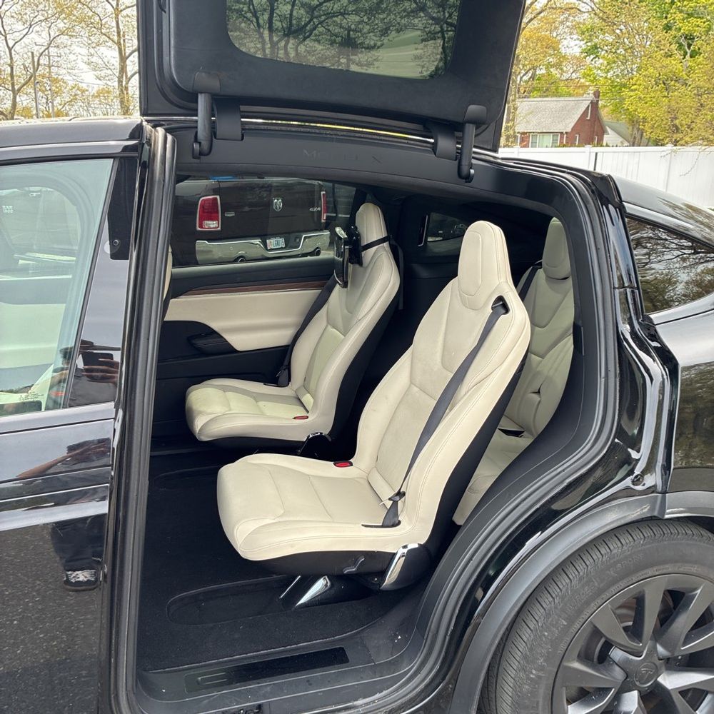 2022 Tesla Model X Plaid 4D SUV AWD