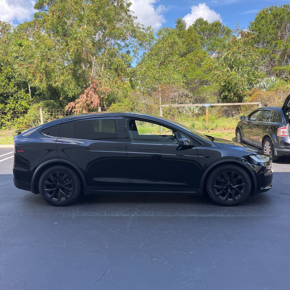 2022 Tesla Model X Plaid